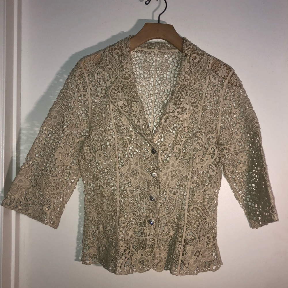 BEAUTIFUL Lace Blazer